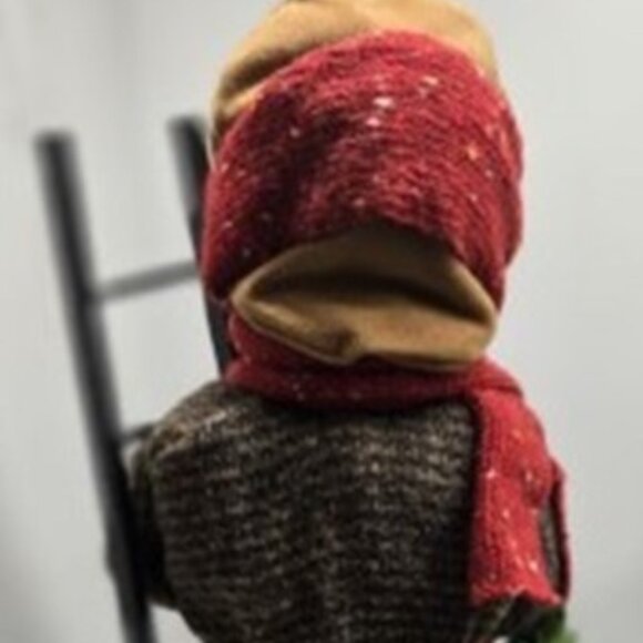 Byers' Lamplighter with electric streetlamp (2005) - Picture 2 of 9